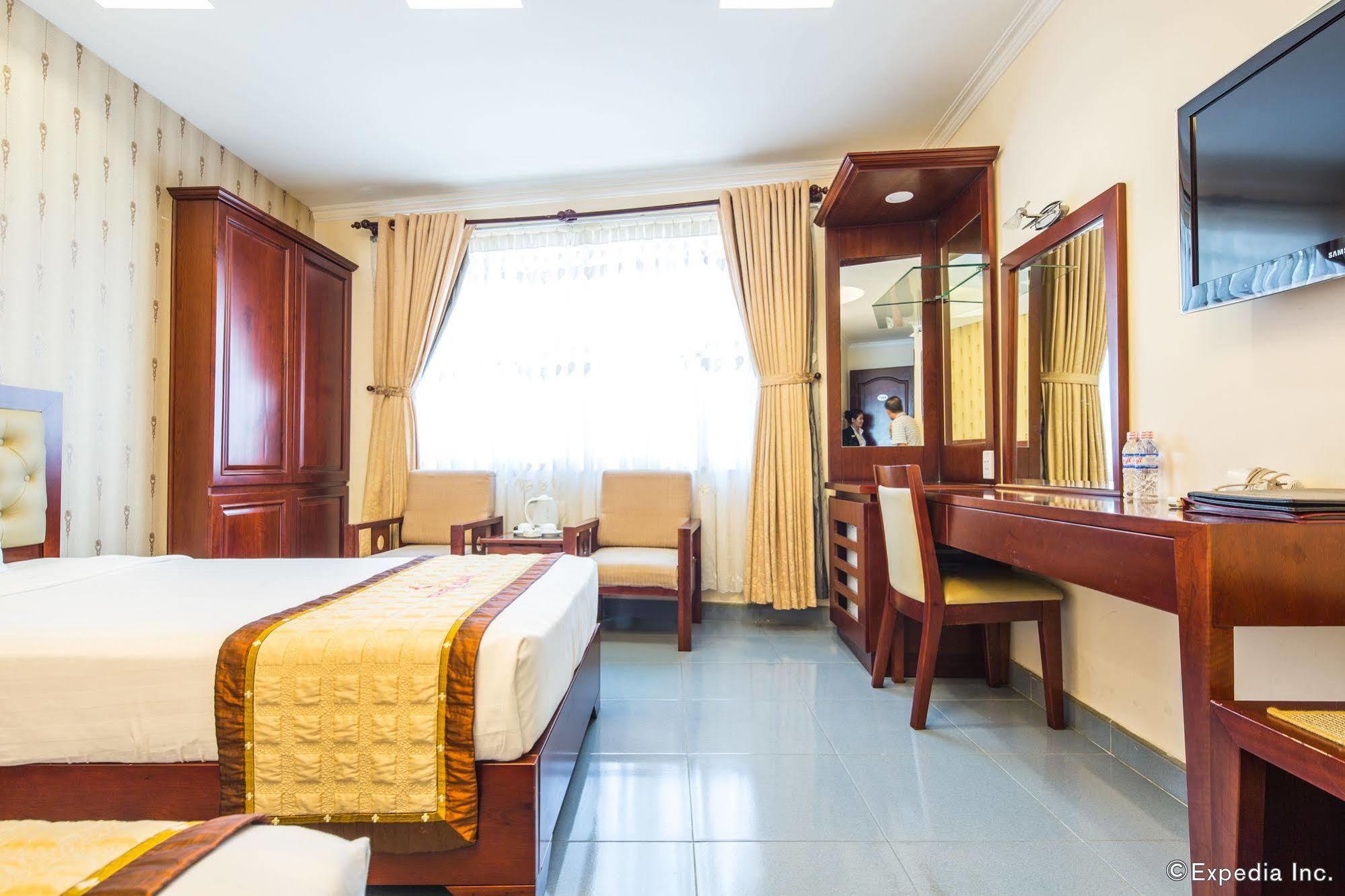 Bon Ami Hotel - Thien Xuan Hotel Ho Chi Minh City Exterior photo